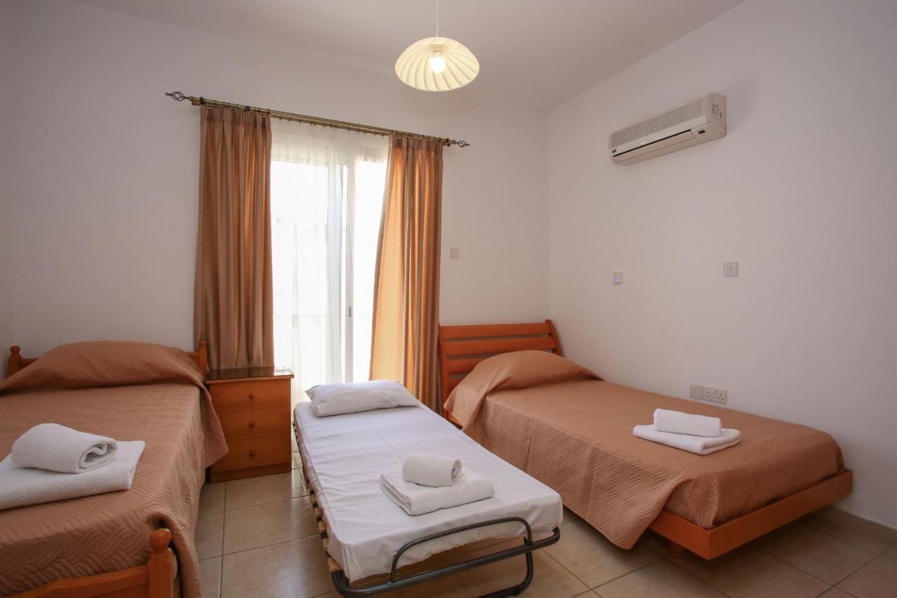 Star House Villa Paphos Exterior photo