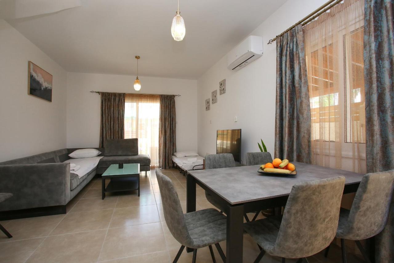 Star House Villa Paphos Exterior photo